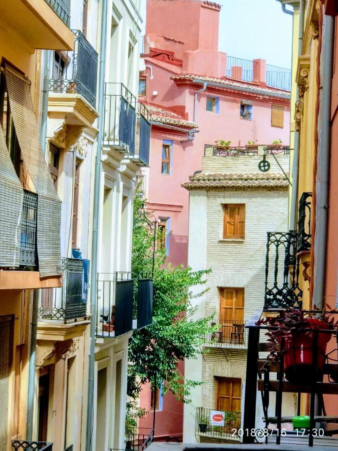 Valencian Dreams Of The Proletariat Apartment Exterior foto